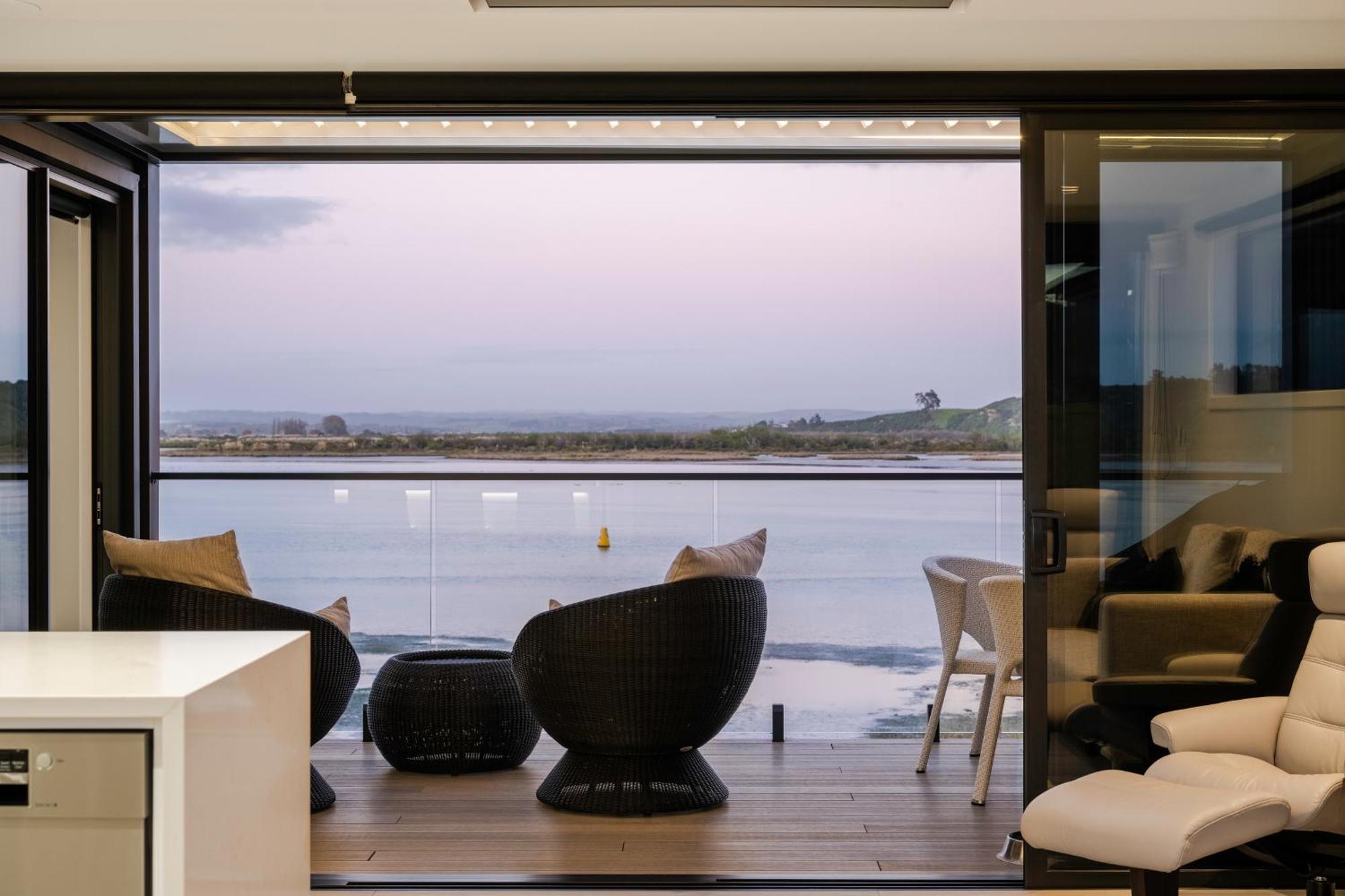 Pukehina Estuary Sunset Views Townhouse & Studio Luaran gambar