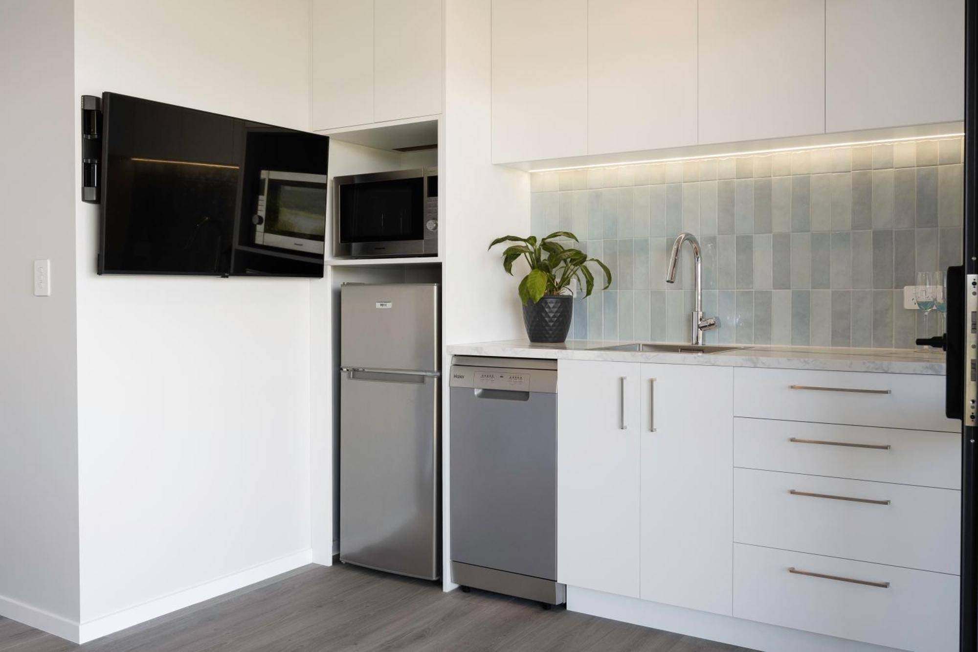 Pukehina Estuary Sunset Views Townhouse & Studio Luaran gambar