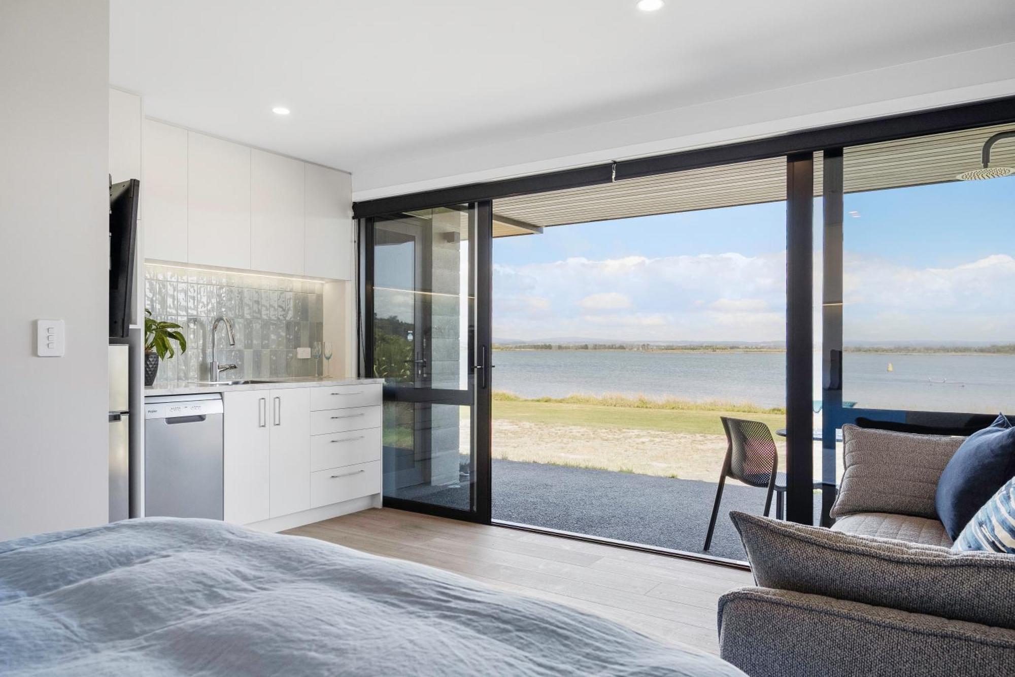 Pukehina Estuary Sunset Views Townhouse & Studio Luaran gambar