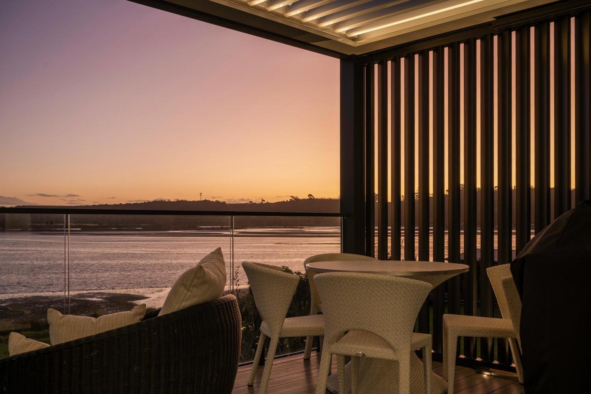 Pukehina Estuary Sunset Views Townhouse & Studio Luaran gambar